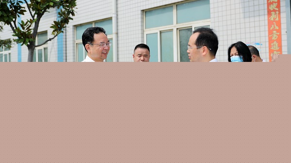 鄭州市委常委、市紀(jì)委書(shū)記杜新軍一行蒞臨鄭鍋調(diào)研指導(dǎo)工作